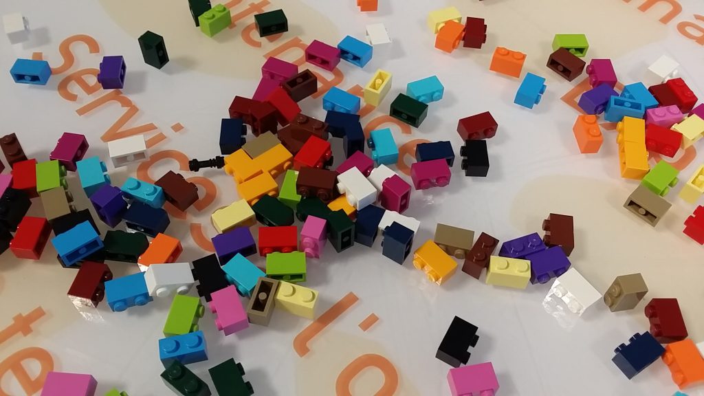 Minimalist Lego Serious Play